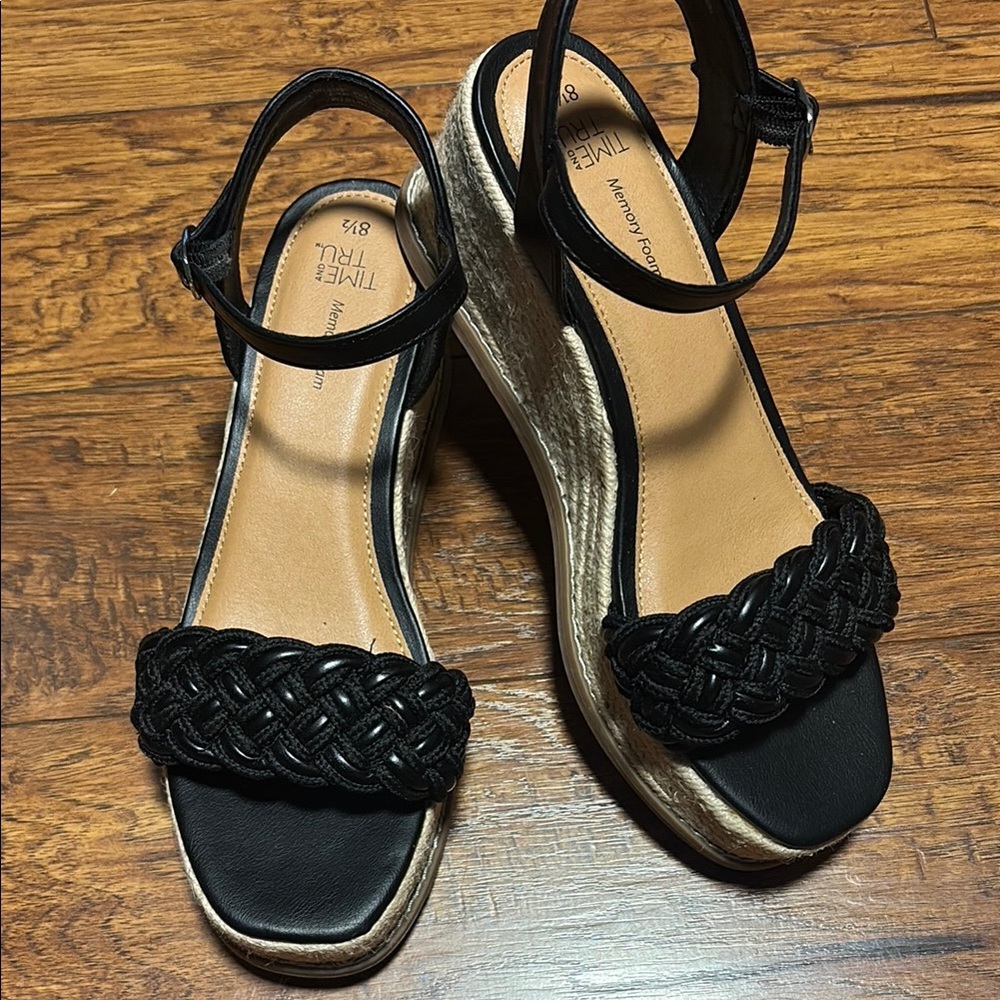 Time and Tru Black Espadrille Shoes